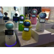 穿山甲小雪 智能商業(yè)服務(wù)機器人  高科技迎賓遠(yuǎn)程視頻語音對話互動店招