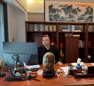 陳時武在能源行業(yè)數字化轉型中的實踐與貢獻 陳時武在能源行業(yè)數字化轉型中的實踐與貢獻